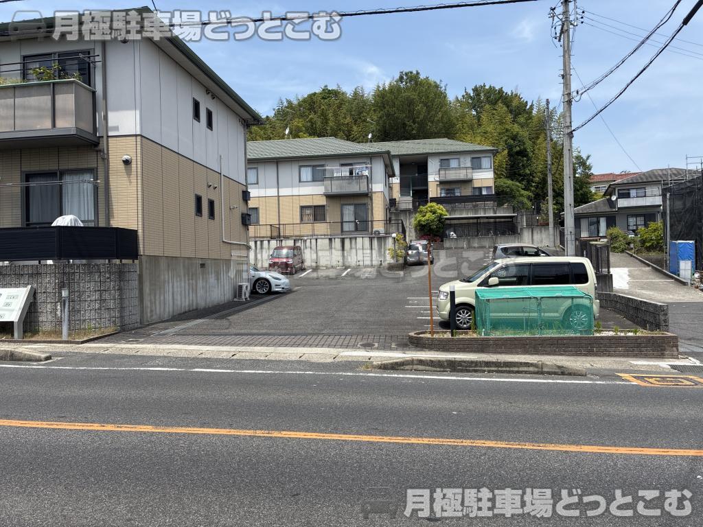 日進市岩崎町神明115の月極駐車場4