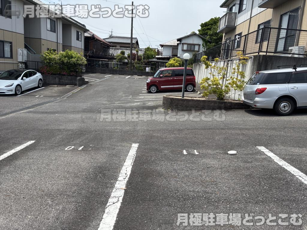日進市岩崎町神明115の月極駐車場6