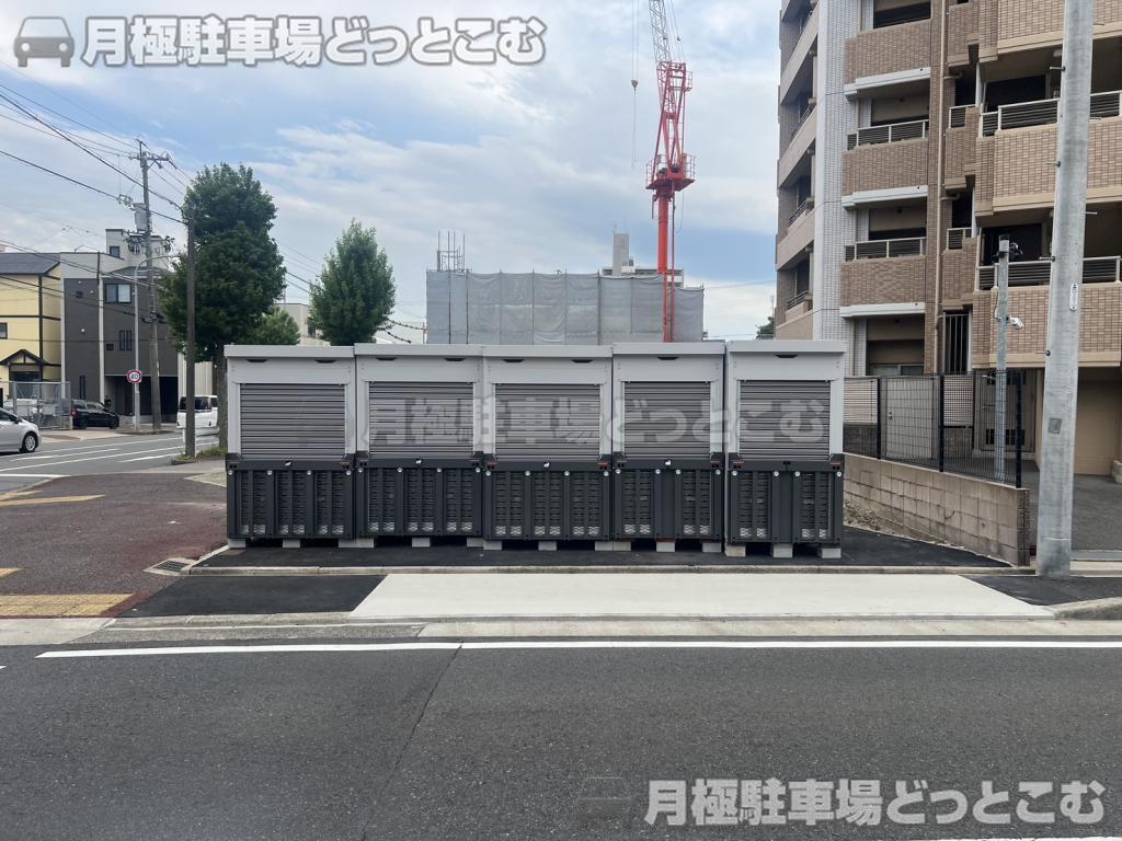 名古屋市中川区横堀町2丁目24の月極駐車場3