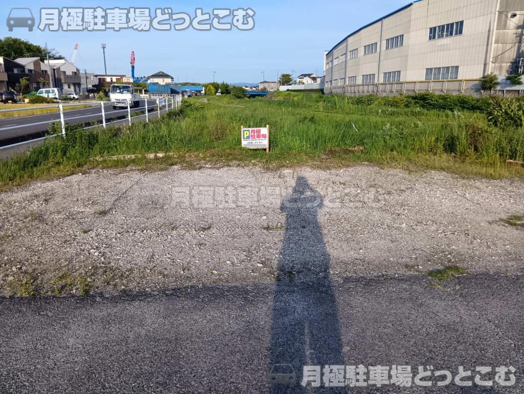 知立市来迎寺町南天白72番の月極駐車場2
