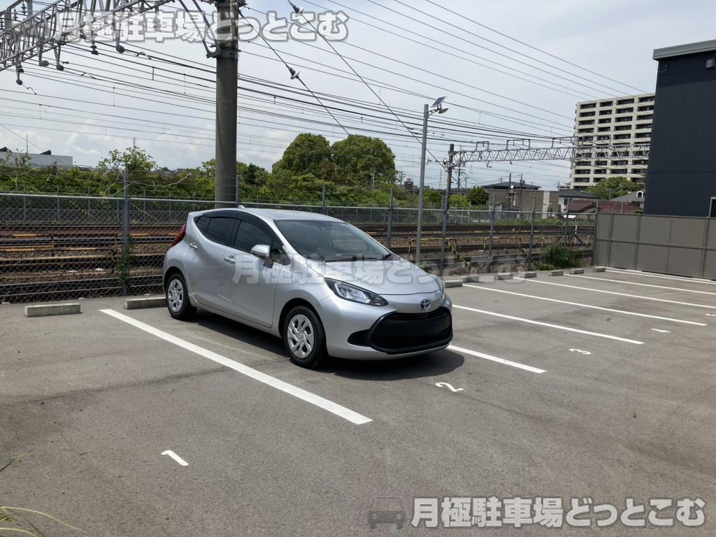 大府市中央町2丁目8の月極駐車場10