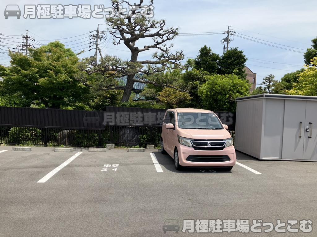 大府市中央町2丁目8の月極駐車場5