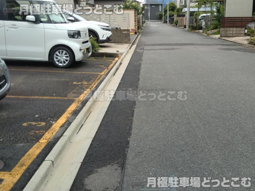 名古屋市東区筒井3丁目214の月極駐車場4
