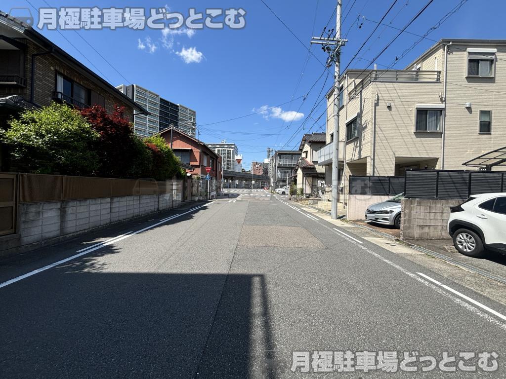 名古屋市昭和区鶴舞2丁目1520番の月極駐車場8