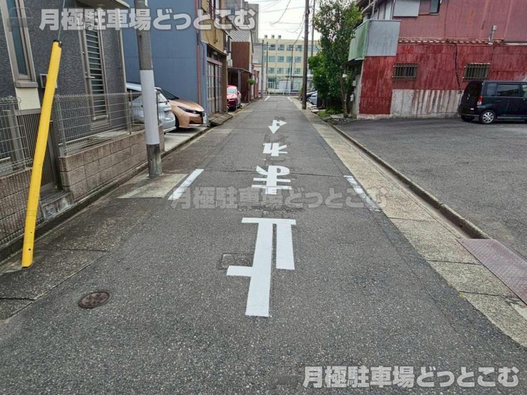 名古屋市中村区藤江町3丁目118の月極駐車場3