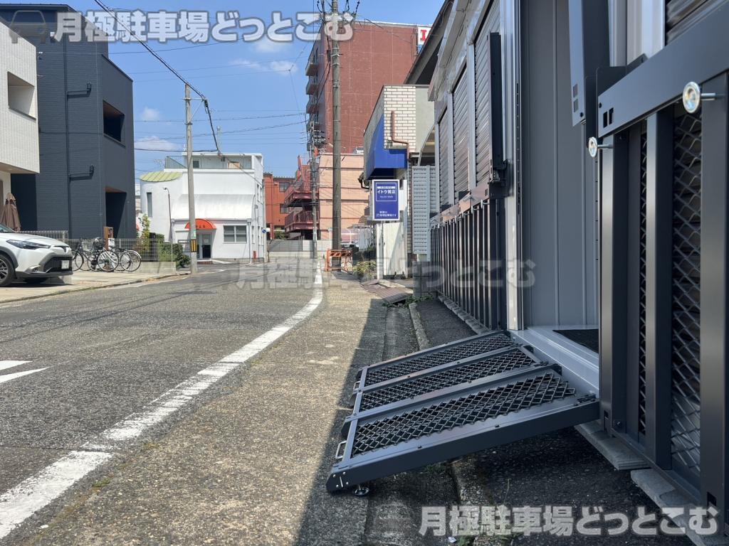 名古屋市中川区西日置2丁目4-20の月極駐車場7