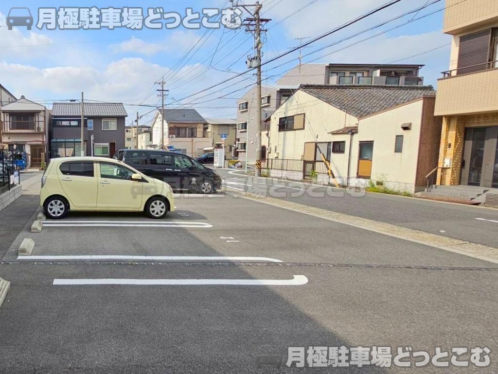 名古屋市中村区本陣通5丁目16、191番の月極駐車場1