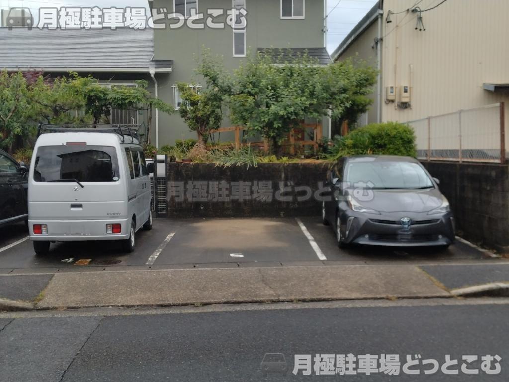 名古屋市天白区植田南2丁目1703の月極駐車場2