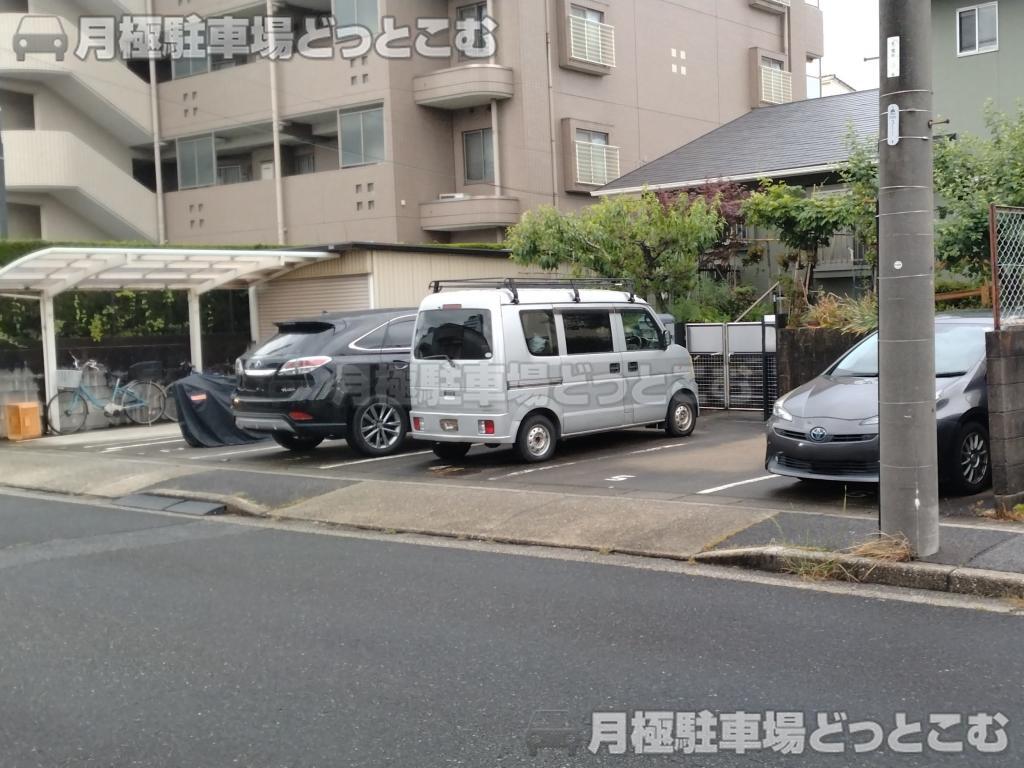 名古屋市天白区植田南2丁目1703の月極駐車場4