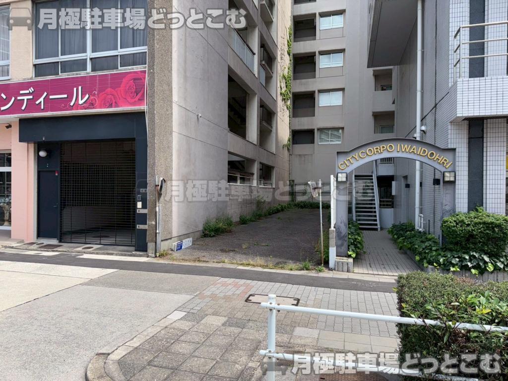 名古屋市中区大須1丁目2914の月極駐車場1