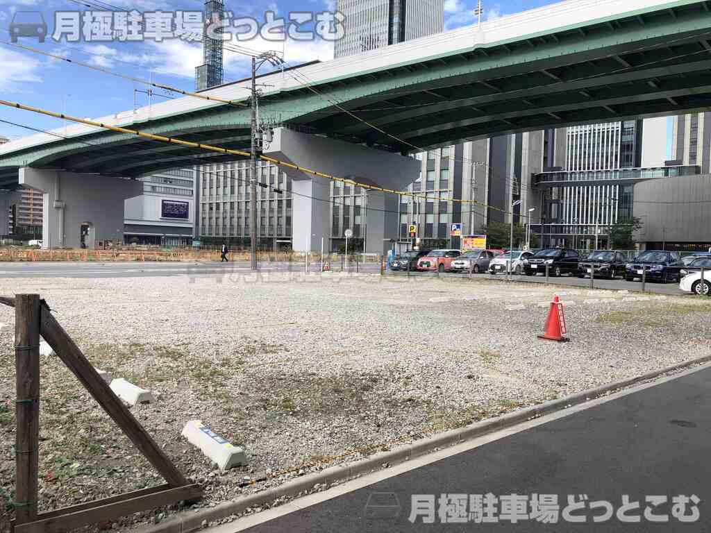 名古屋市中川区運河町11街区3の月極駐車場2