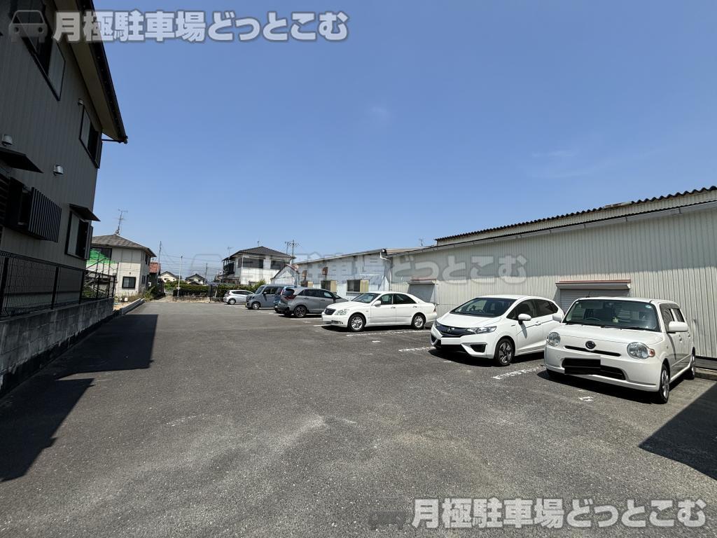 海部郡蟹江町須成東矢倉下1766番1の月極駐車場1