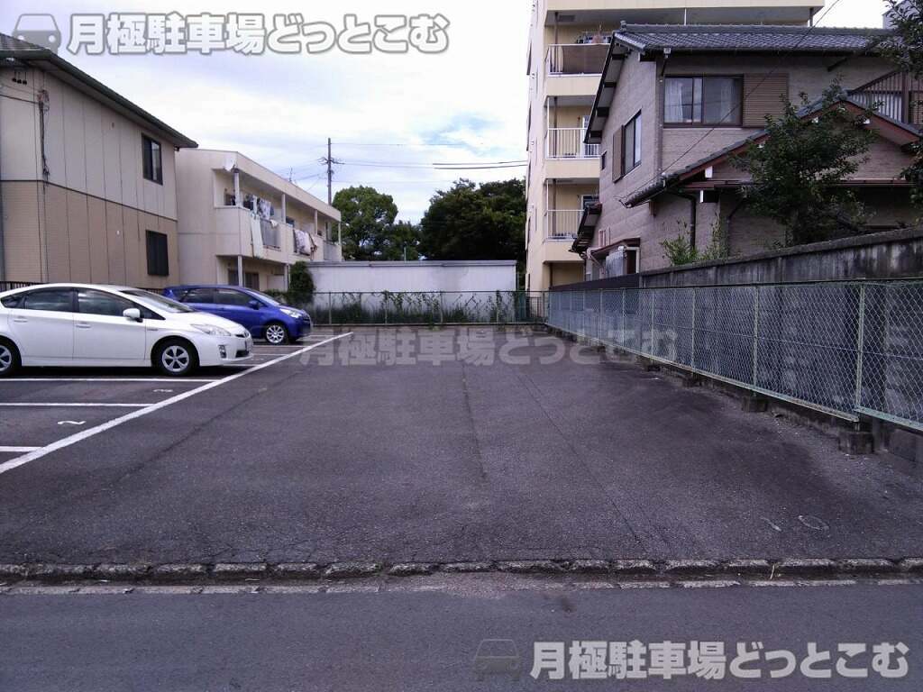 名古屋市熱田区切戸町2丁目62の月極駐車場1