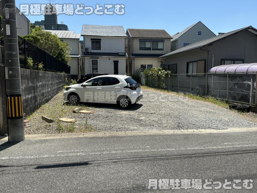 長久手市戸田谷1605の月極駐車場1