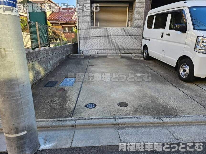 江戸川区南小岩6-16-24の月極駐車場2