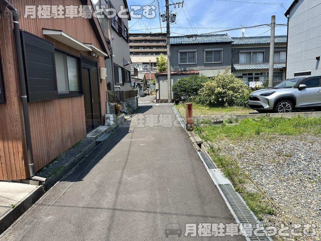 稲沢市日下部松野町1丁目184,187の月極駐車場7