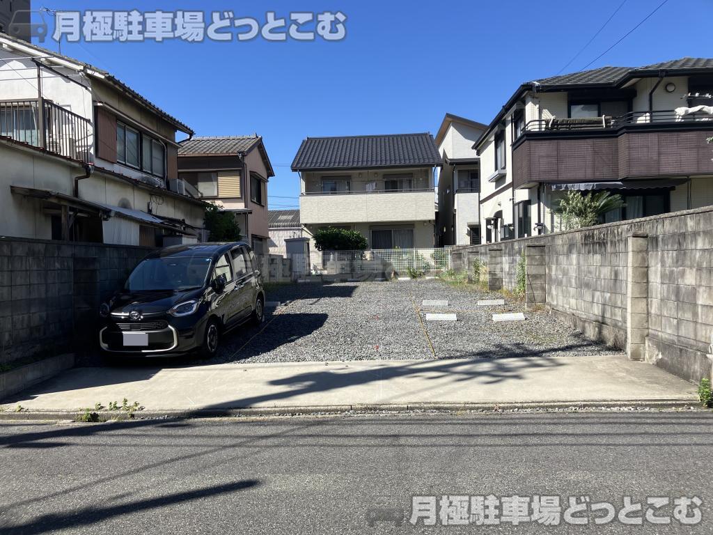 名古屋市守山区新守山1019の月極駐車場3