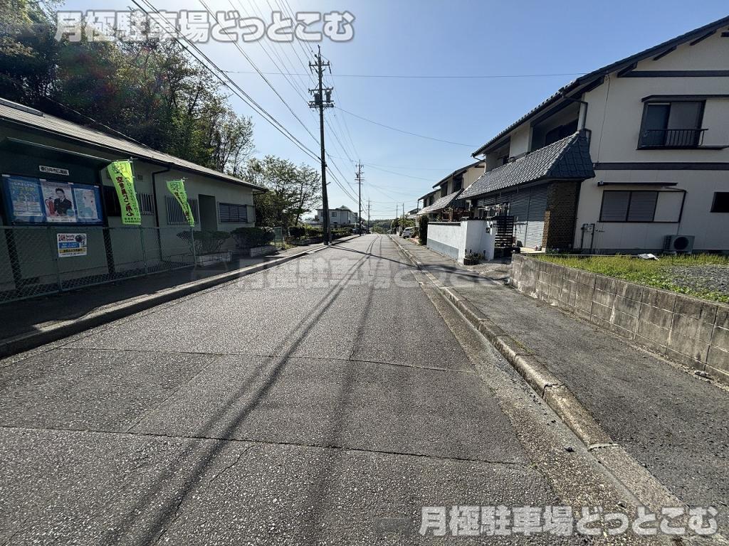 春日井市坂下町5丁目1215番653の月極駐車場7