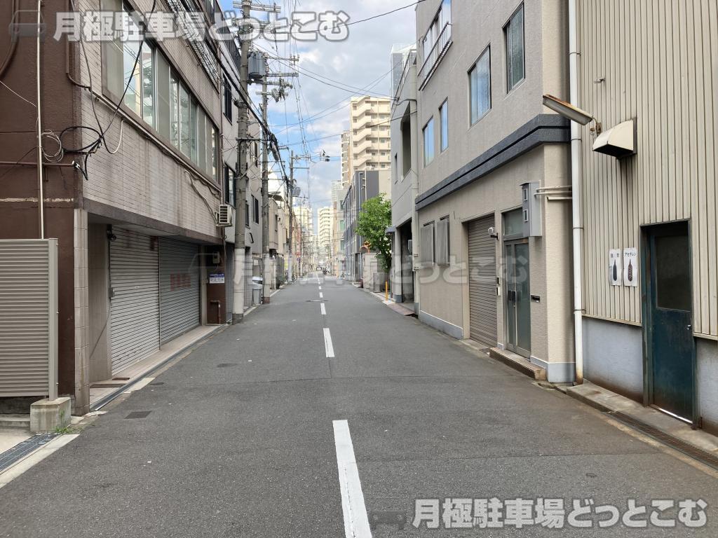 大阪市浪速区幸町3丁目6番10号の月極駐車場7