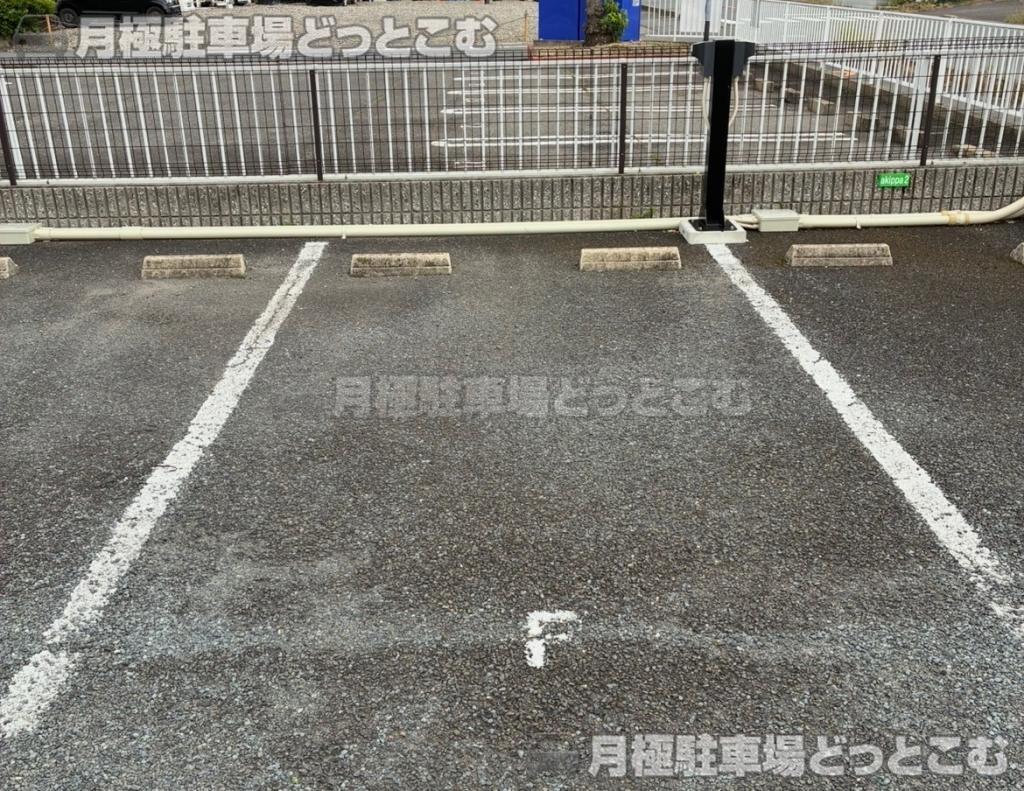 津島市唐臼町当理49の月極駐車場3