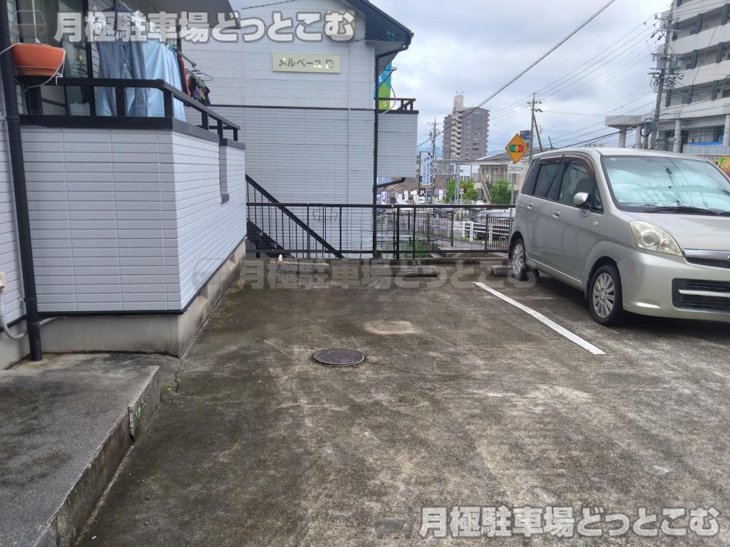 豊田市小坂本町5丁目6-1の月極駐車場8