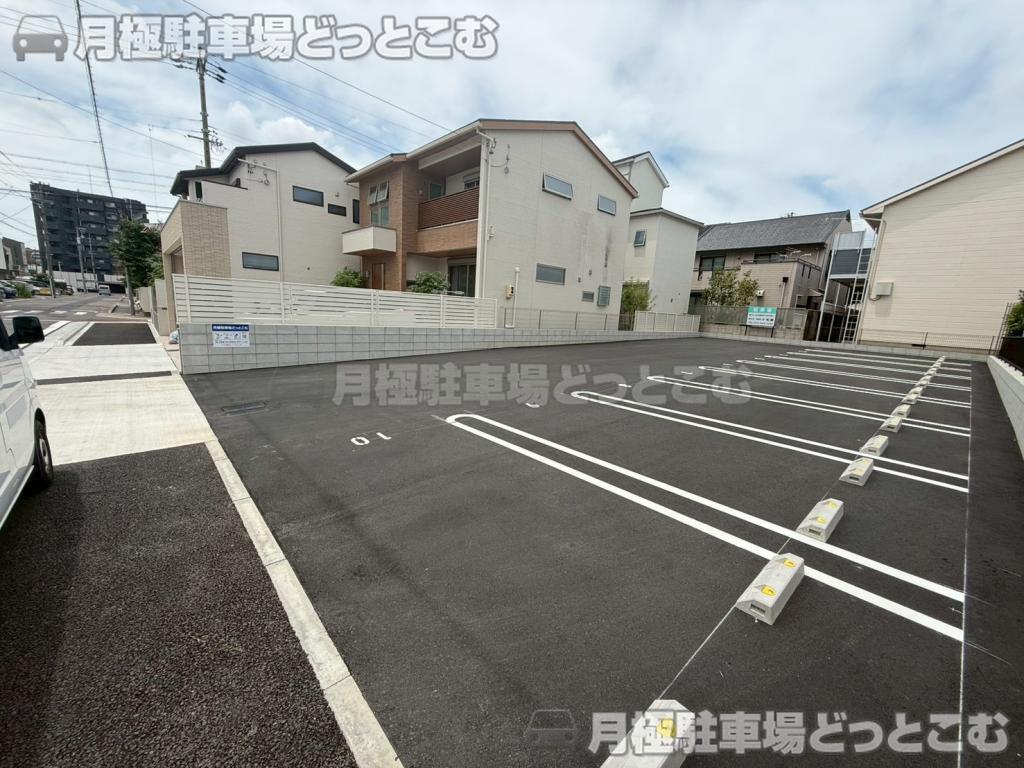 名古屋市昭和区南分町2丁目32の月極駐車場4