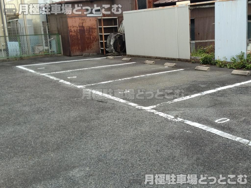 名古屋市南区内田橋2丁目21-1の月極駐車場3