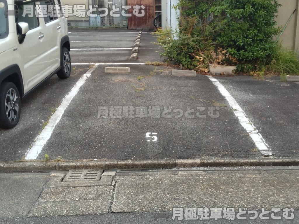 名古屋市南区内田橋2丁目21-1の月極駐車場7
