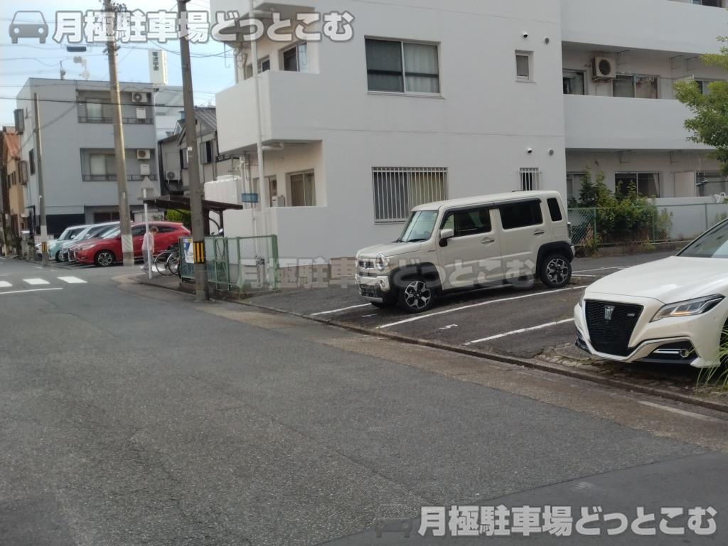 名古屋市南区内田橋2丁目21-1の月極駐車場9