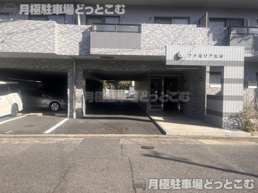 名古屋市昭和区塩付通7丁目49-49の月極駐車場1