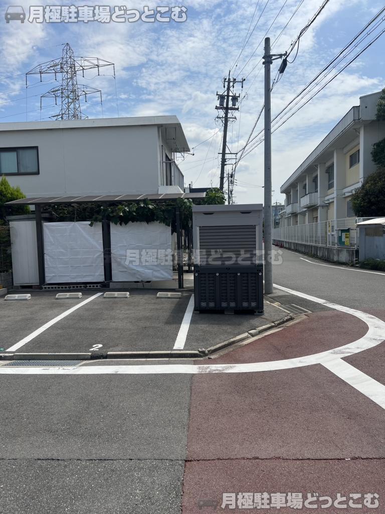 名古屋市西区新福寺町2丁目10の月極駐車場1