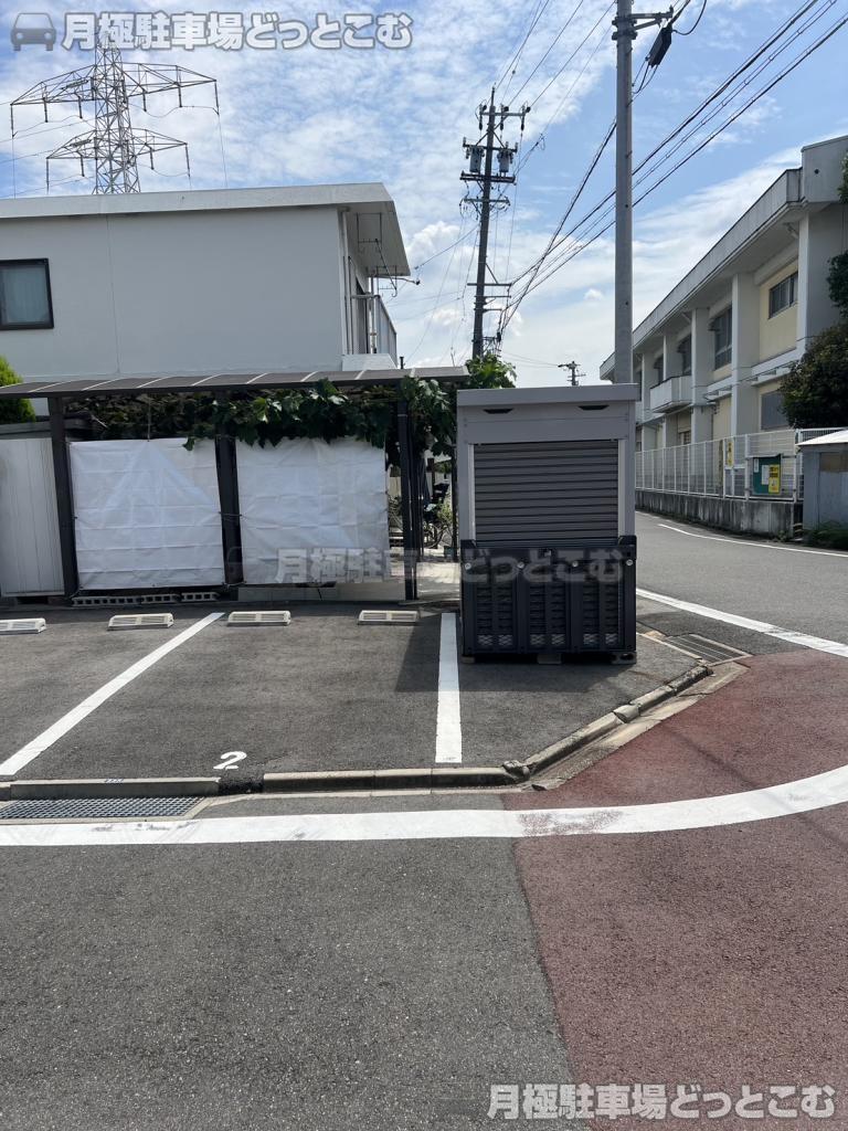 名古屋市西区新福寺町2丁目10の月極駐車場4