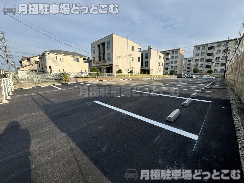名古屋市緑区浦里4丁目11番、18番の月極駐車場10