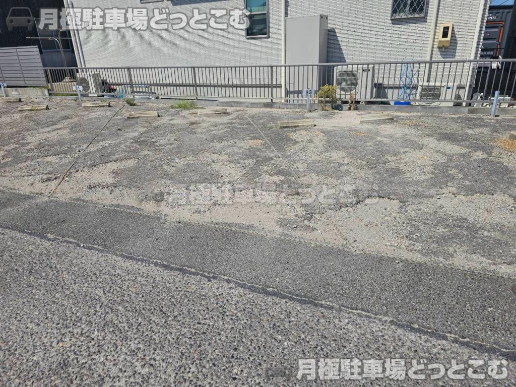 名古屋市北区楠味鋺1丁目727,925の月極駐車場8