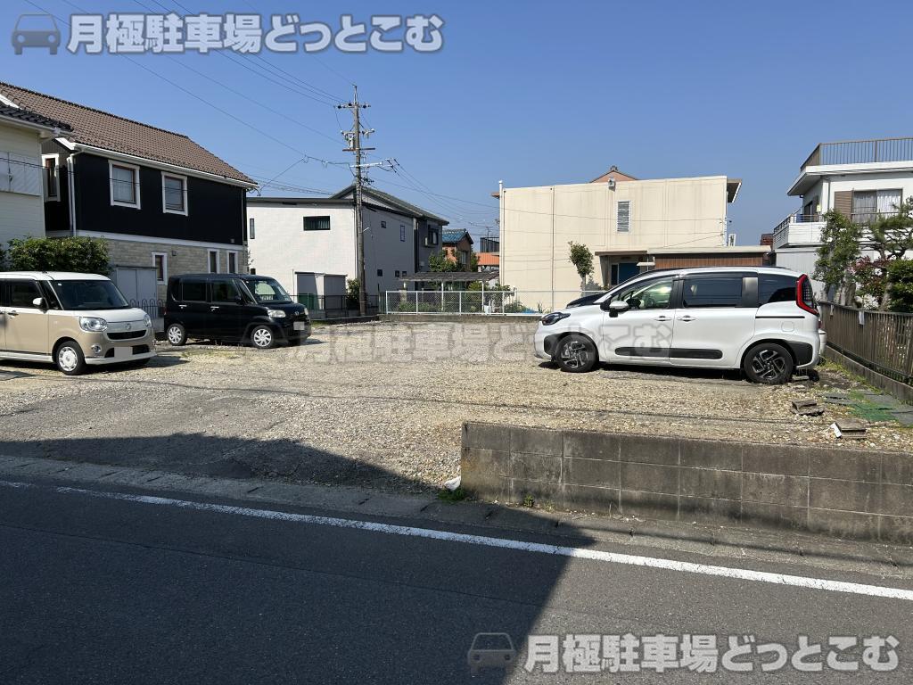 北名古屋市二子神明9番地1の月極駐車場2