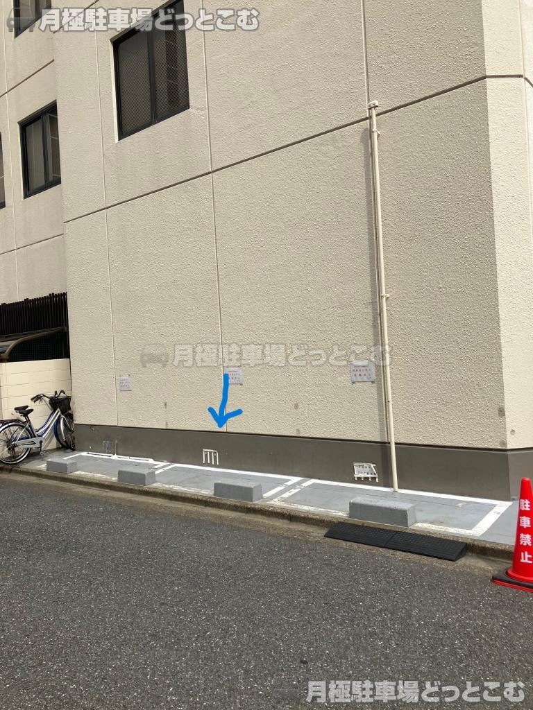 中央区晴海3丁目3-3の月極駐車場2