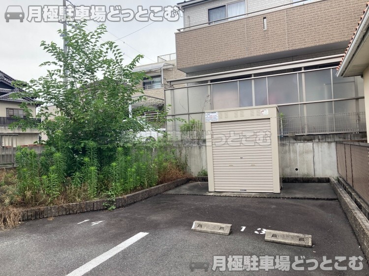 大府市神田町6丁目249の月極駐車場1