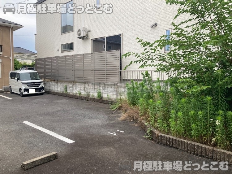 大府市神田町6丁目249の月極駐車場2