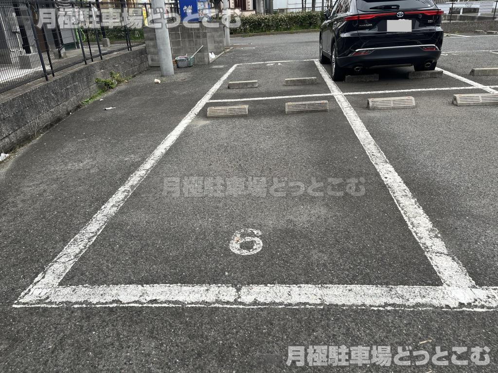 泉北郡忠岡町忠岡東2丁目26-18Ａ，19Ｂ，20Ｃの月極駐車場6