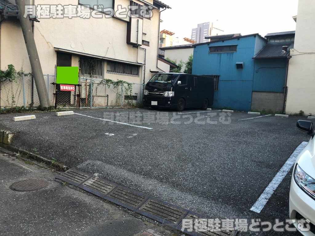 千葉市中央区新宿1丁目4番1の月極駐車場3