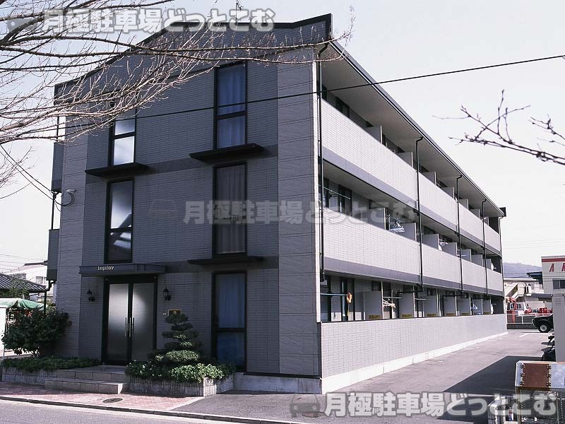 広島市安佐南区川内6－23－32の月極駐車場2