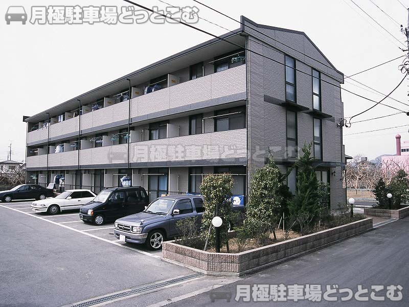 笛吹市石和町四日市場1696の月極駐車場2