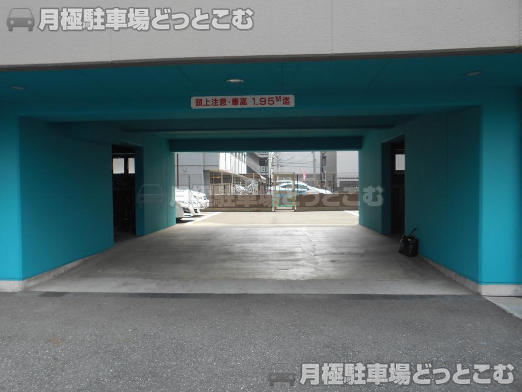 船橋市西船4-19-16の月極駐車場2