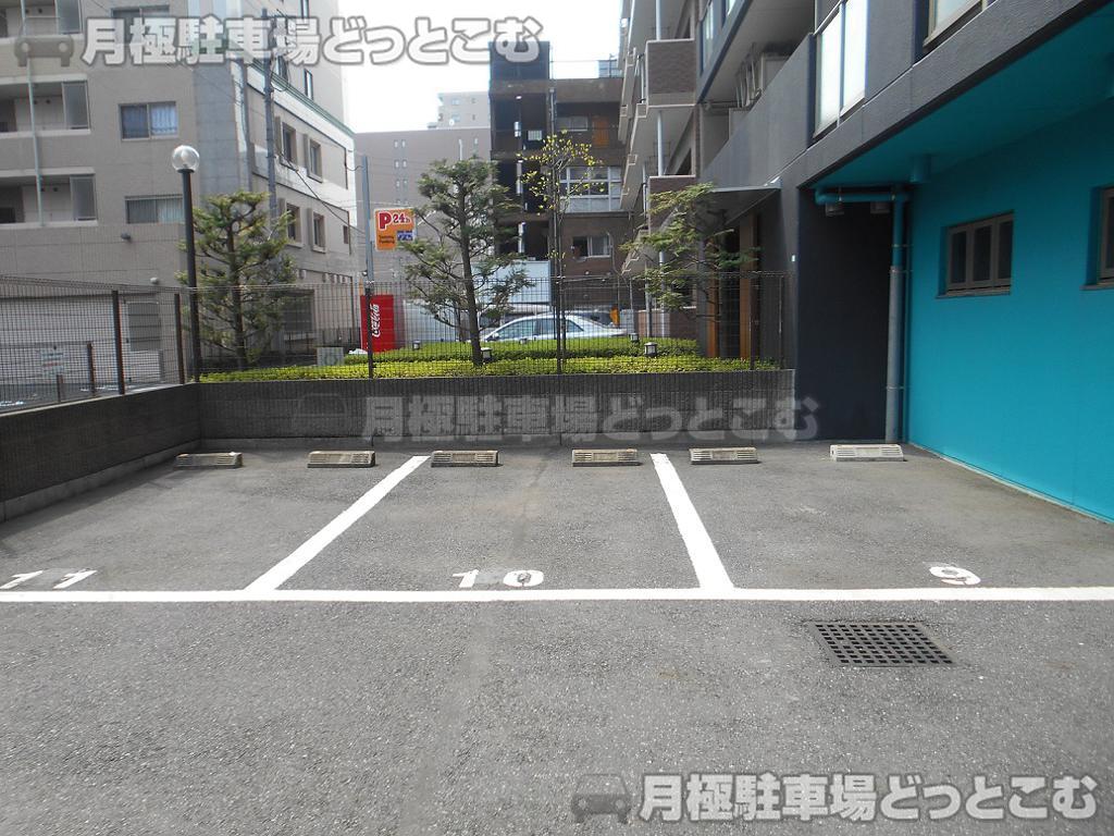 船橋市西船4-19-16の月極駐車場3