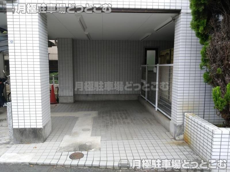 船橋市夏見1-12-1の月極駐車場1