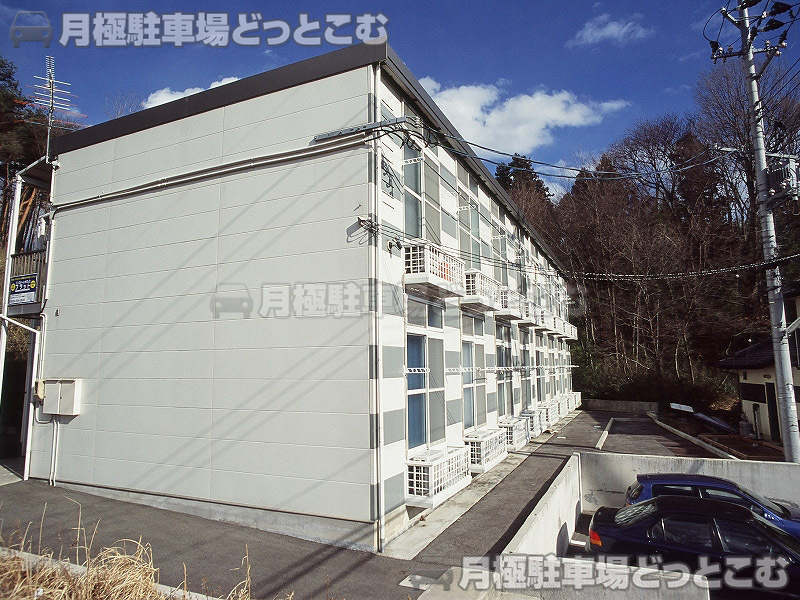 福島市松川町関谷東37の月極駐車場2