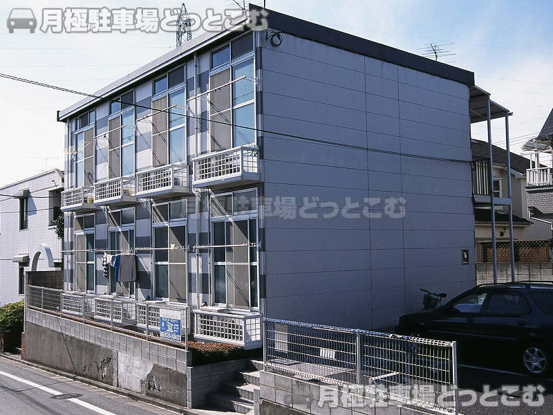 調布市柴崎2－38－7の月極駐車場1