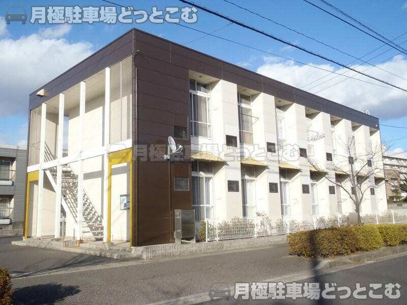 岡山市北区上中野1－19－13の月極駐車場1