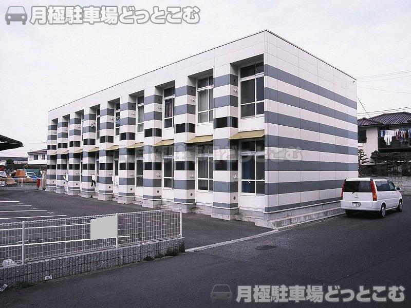 高松市春日町片田1698－1の月極駐車場1
