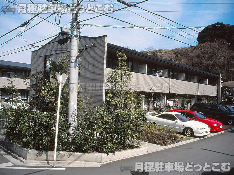 鎌倉市岩瀬953の月極駐車場1